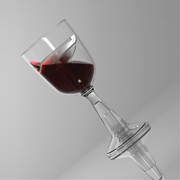Nautspill glassware for sailing